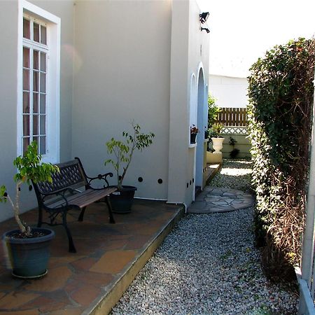Jembjo'S Knysna Lodge & Backpackers ภายนอก รูปภาพ