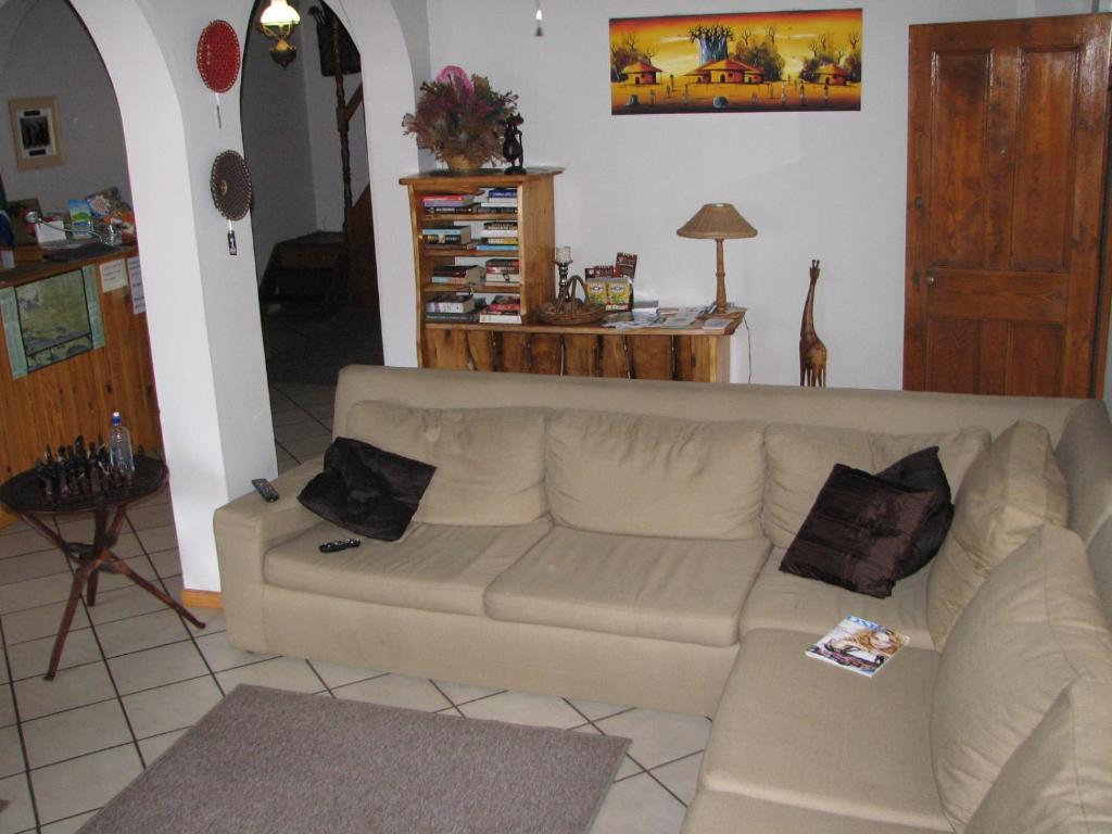 Jembjo'S Knysna Lodge & Backpackers ภายนอก รูปภาพ