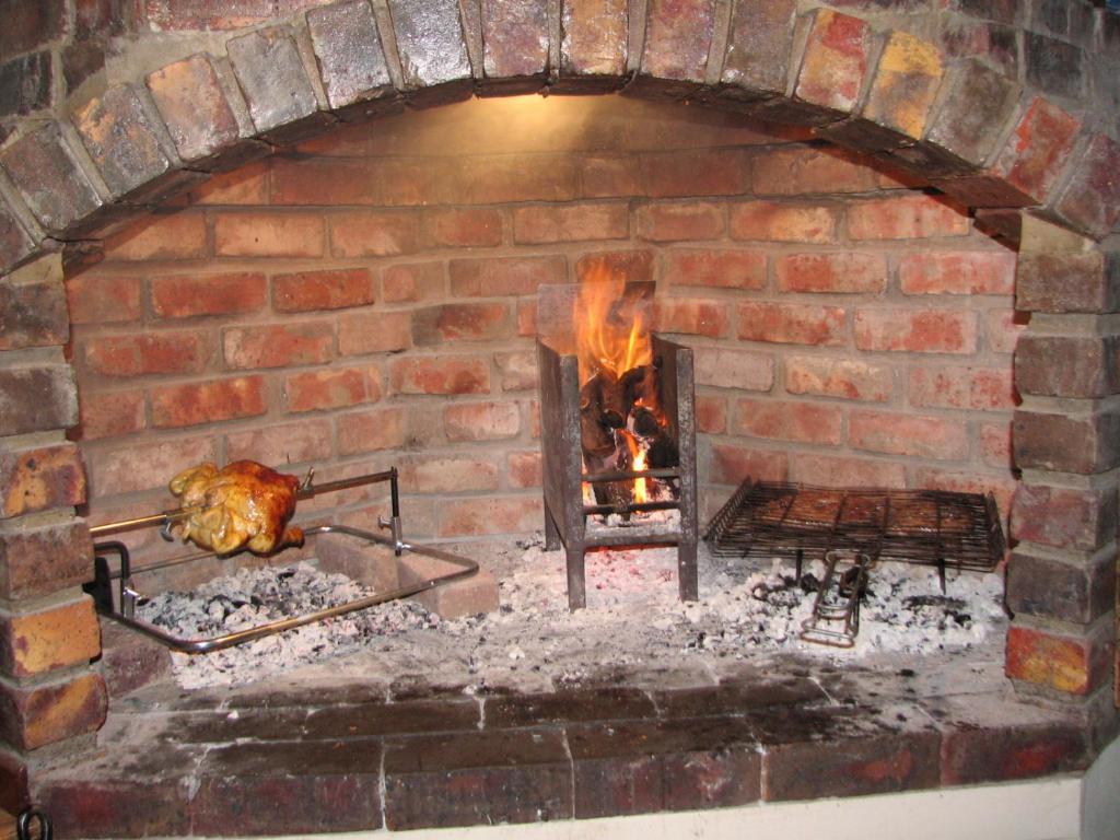 Jembjo'S Knysna Lodge & Backpackers ภายนอก รูปภาพ